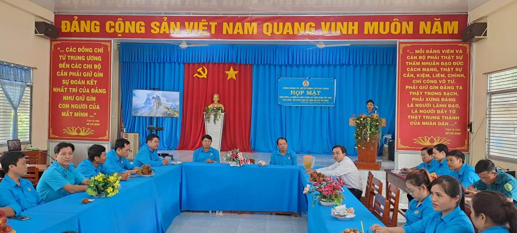 Phú Xuân giao lưu văn nghệ chào mừng kỷ niệm 94 năm Ngày thành Công đoàn Việt Nam