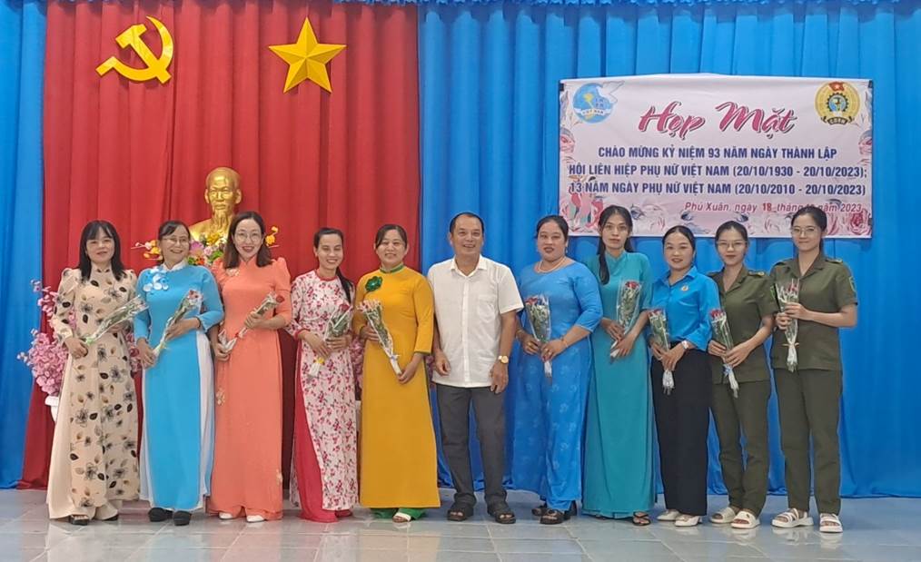 Phú Xuân tổ chức họp mặt kỷ niệm 93 năm ngày thành lập Hội liên hiệp phụ nữ Việt Nam