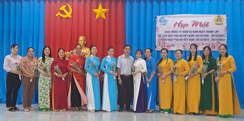 Phú Xuân tổ chức họp mặt kỷ niệm 93 năm ngày thành lập Hội liên hiệp phụ nữ Việt Nam
